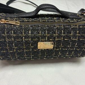 Badgley Mischka Black and Gold Shoulder Bag with Elegant Design